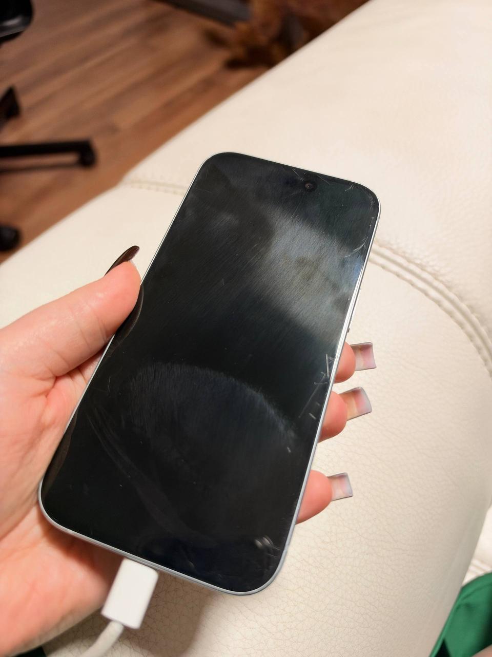 Apple iPhone 15