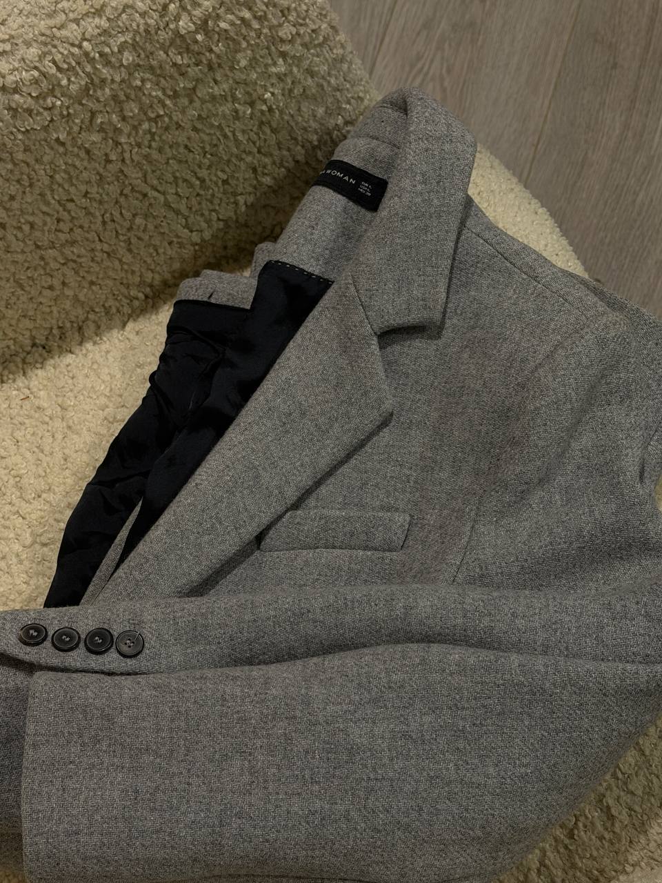 Пальто ZARA WOMAN шерстяное, размер L