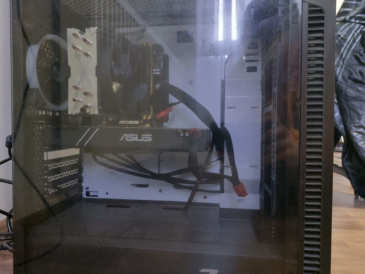 Игровой компьютер Intel i5 7500, GTX 1070 8GB, 16GB RAM, SSD 480GB