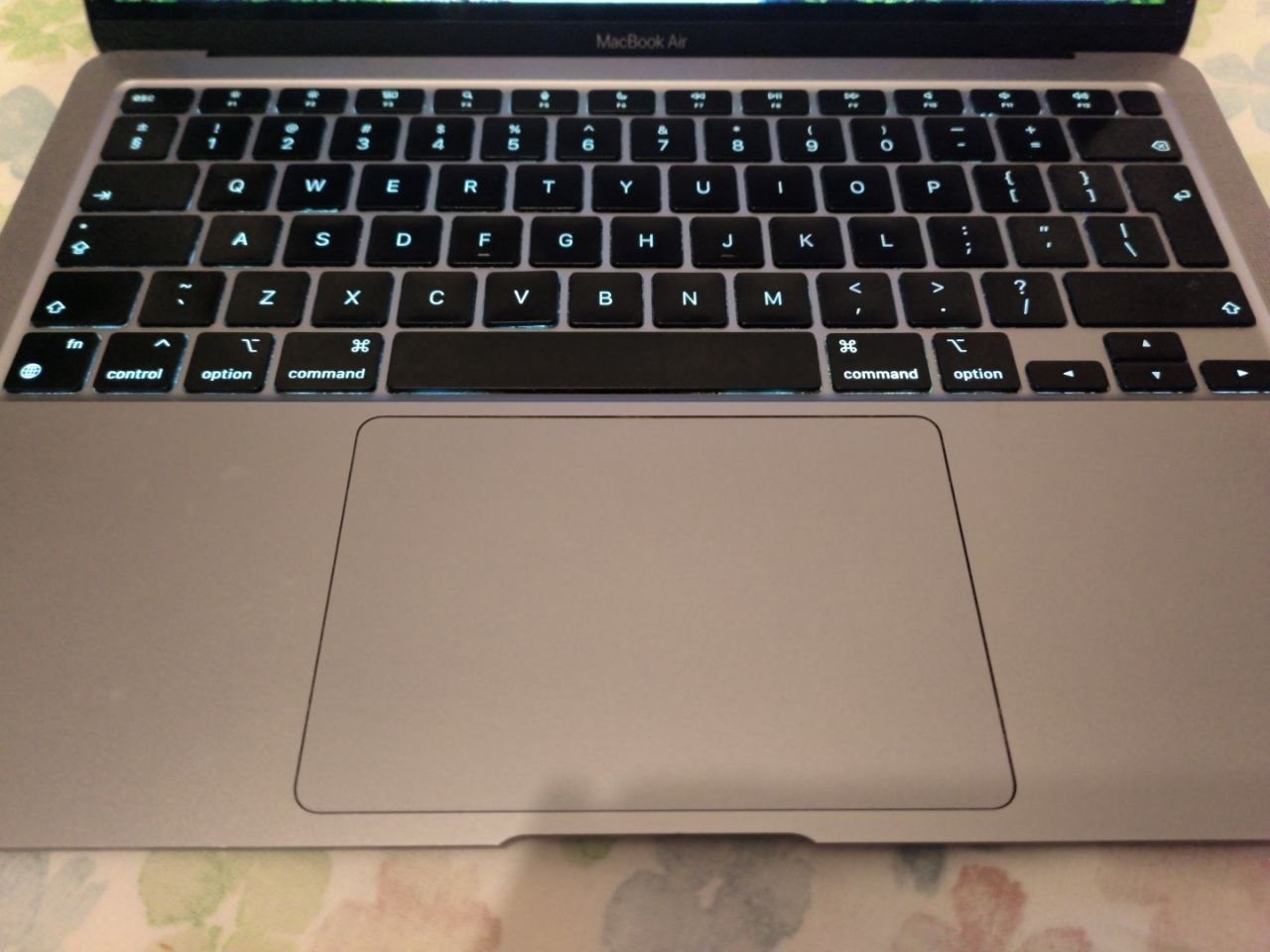 MacBook Air 13" M1 (2020) 8GB/256GB