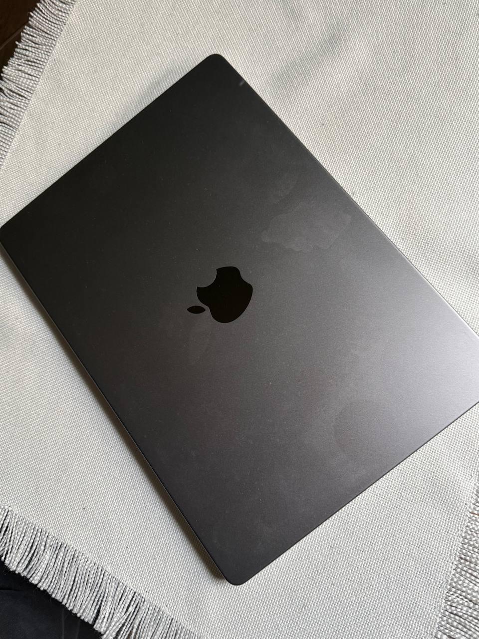 MacBook Pro 14″ (2021) M1 Pro 16 ГБ / 512 ГБ