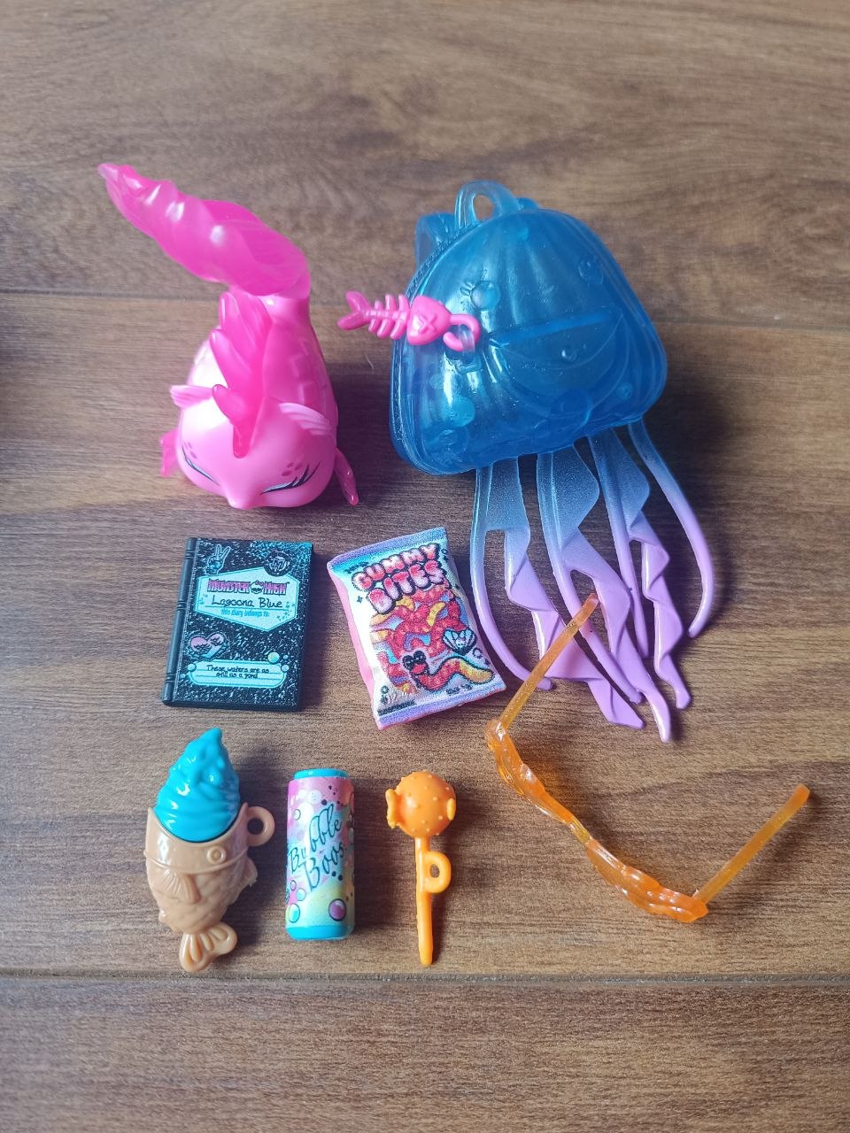 Шарнирная кукла Monster High Лагуна Блю