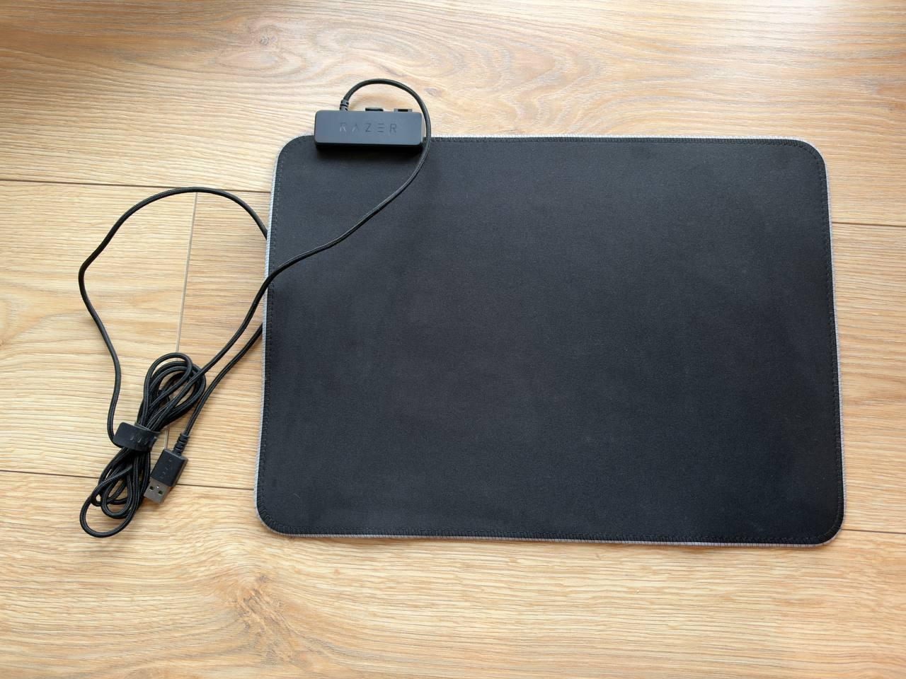 Коврик для мыши Razer Goliathus Chroma с RGB-подсветкой