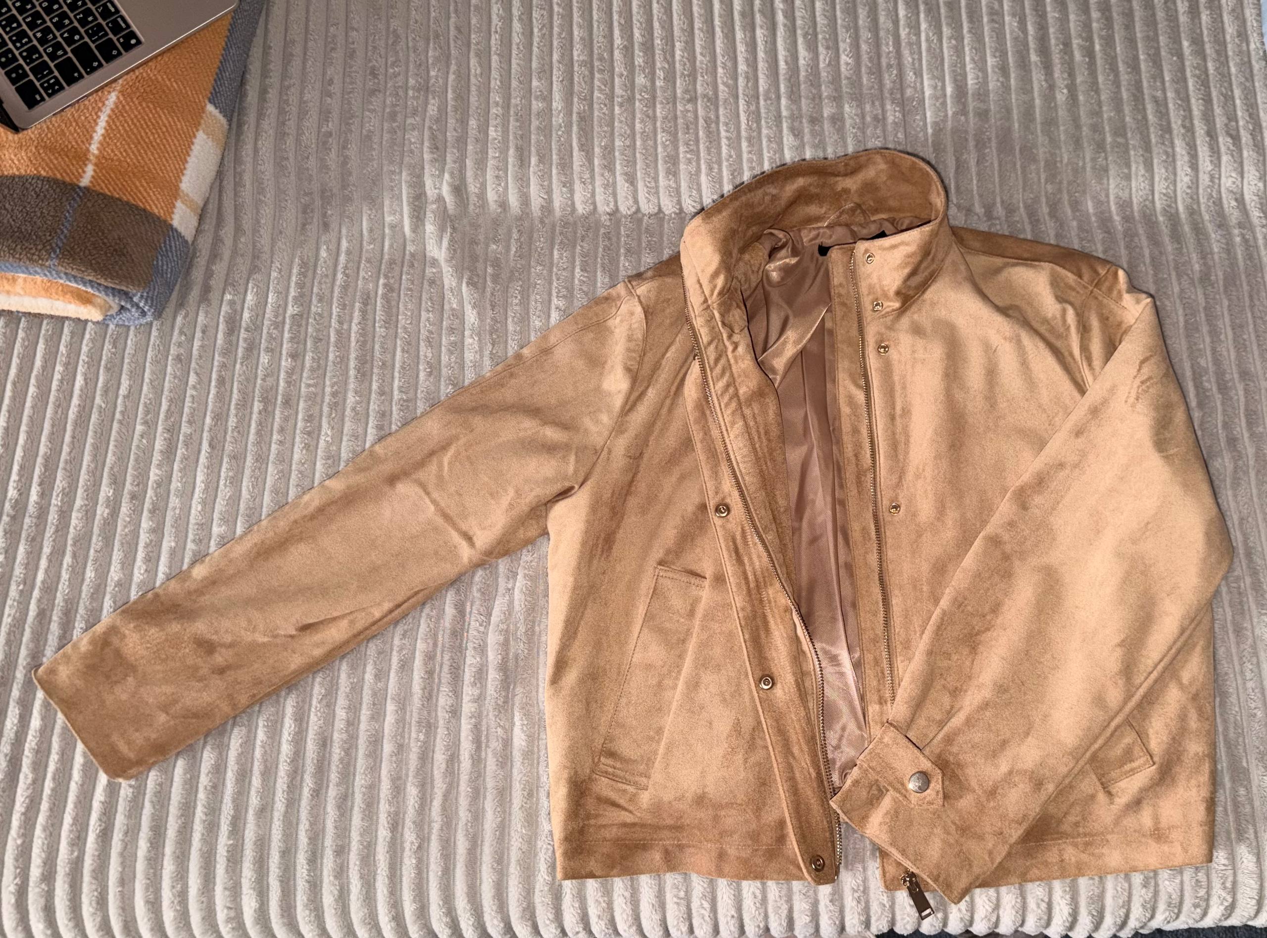Замшевая куртка Zara, размер M