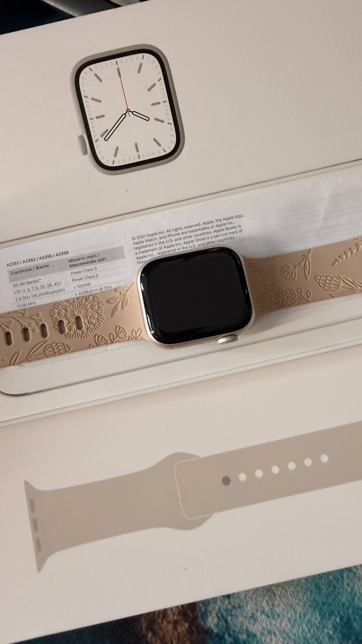 Apple Watch Series 7, полный комплект