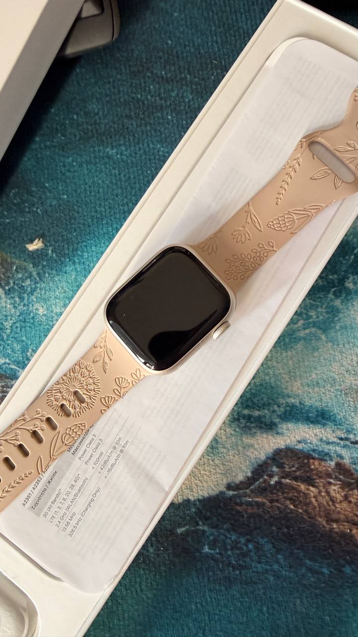 Apple Watch Series 7, полный комплект