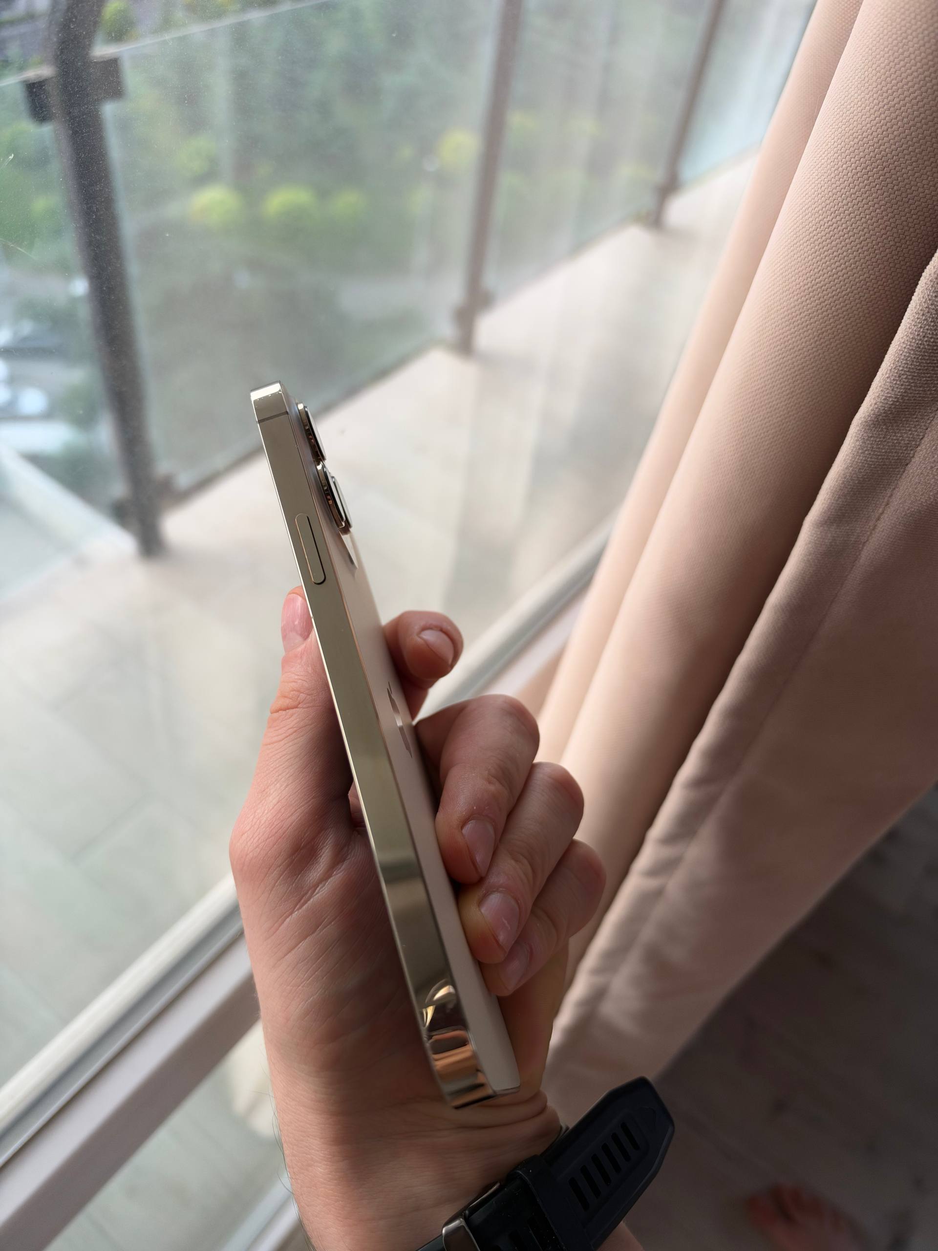 iPhone 13 Pro Max 256 GB Gold