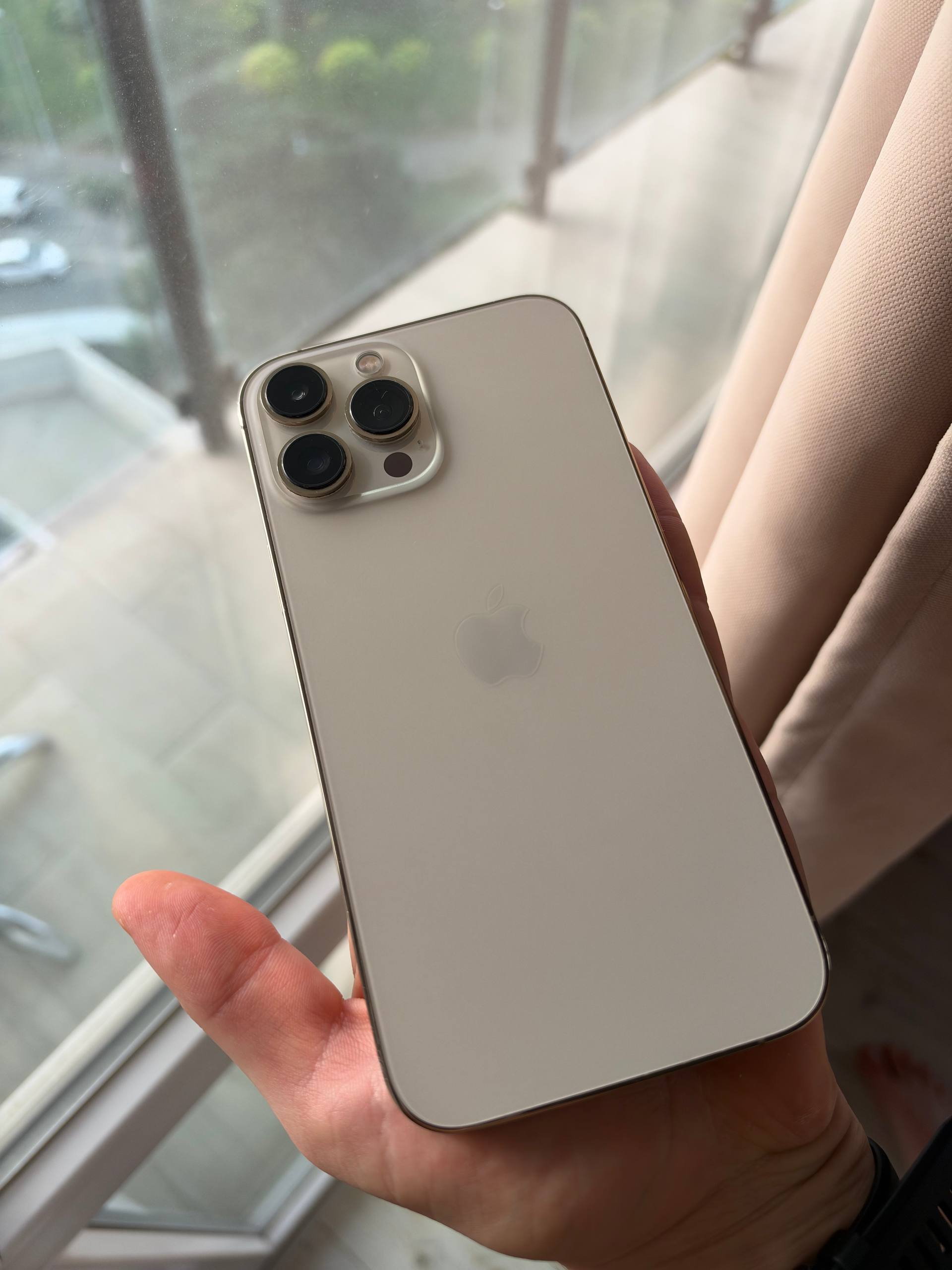 iPhone 13 Pro Max 256 GB Gold