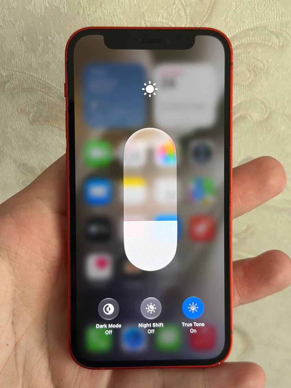 iPhone 12 Mini с разбитым задним стеклом
