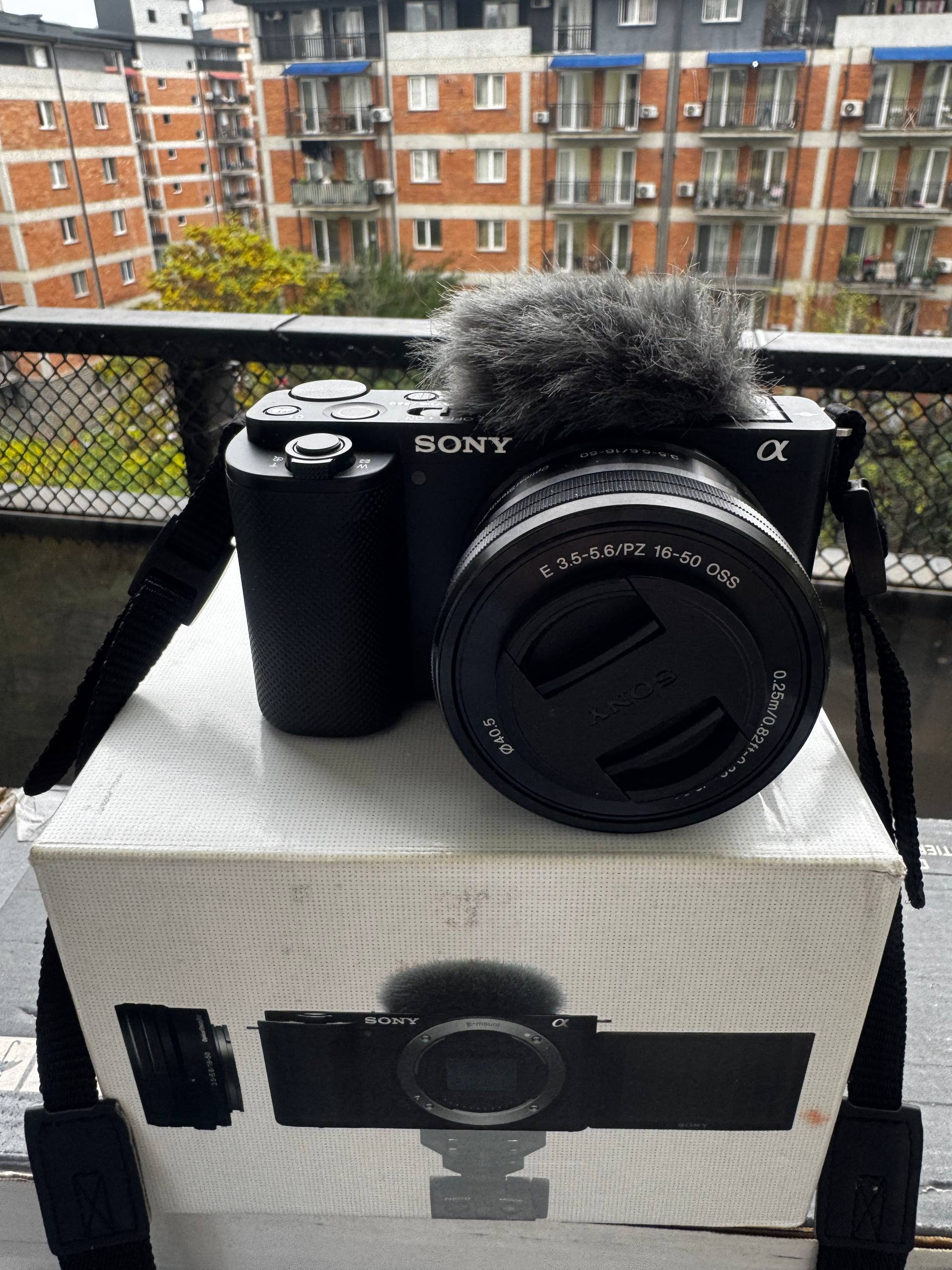 Sony ZV-E10