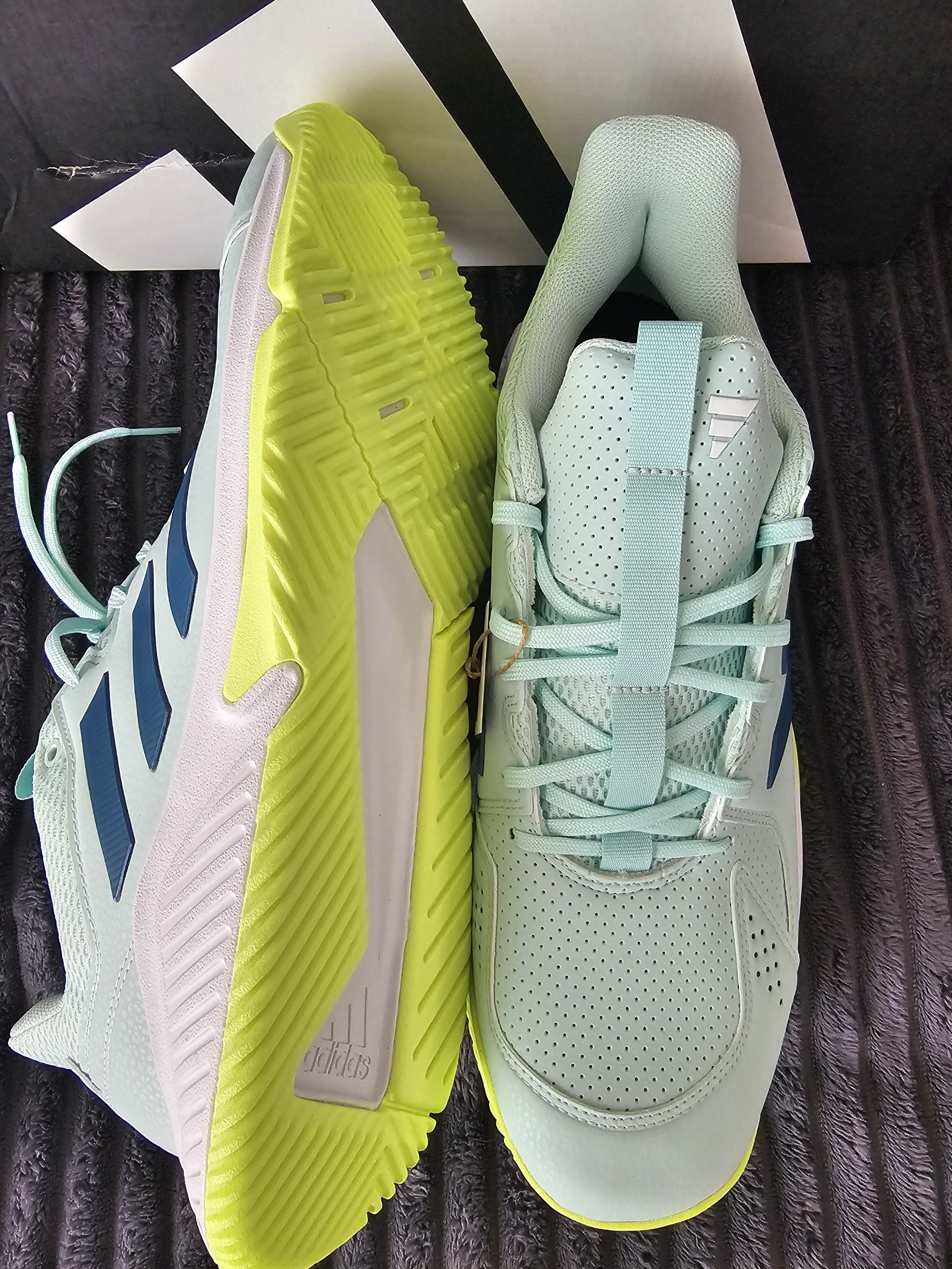 Кроссовки Adidas 45/46