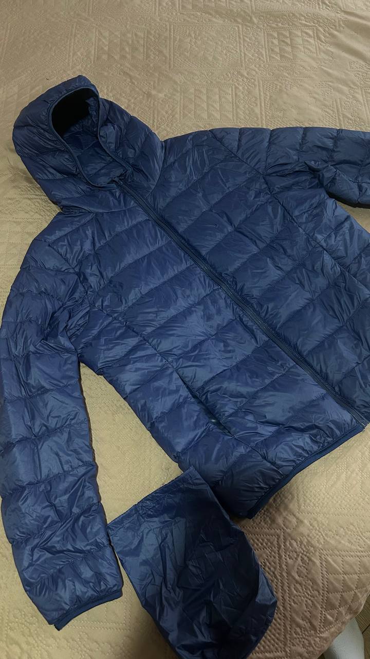 Новая синяя пуховая куртка, размер М
