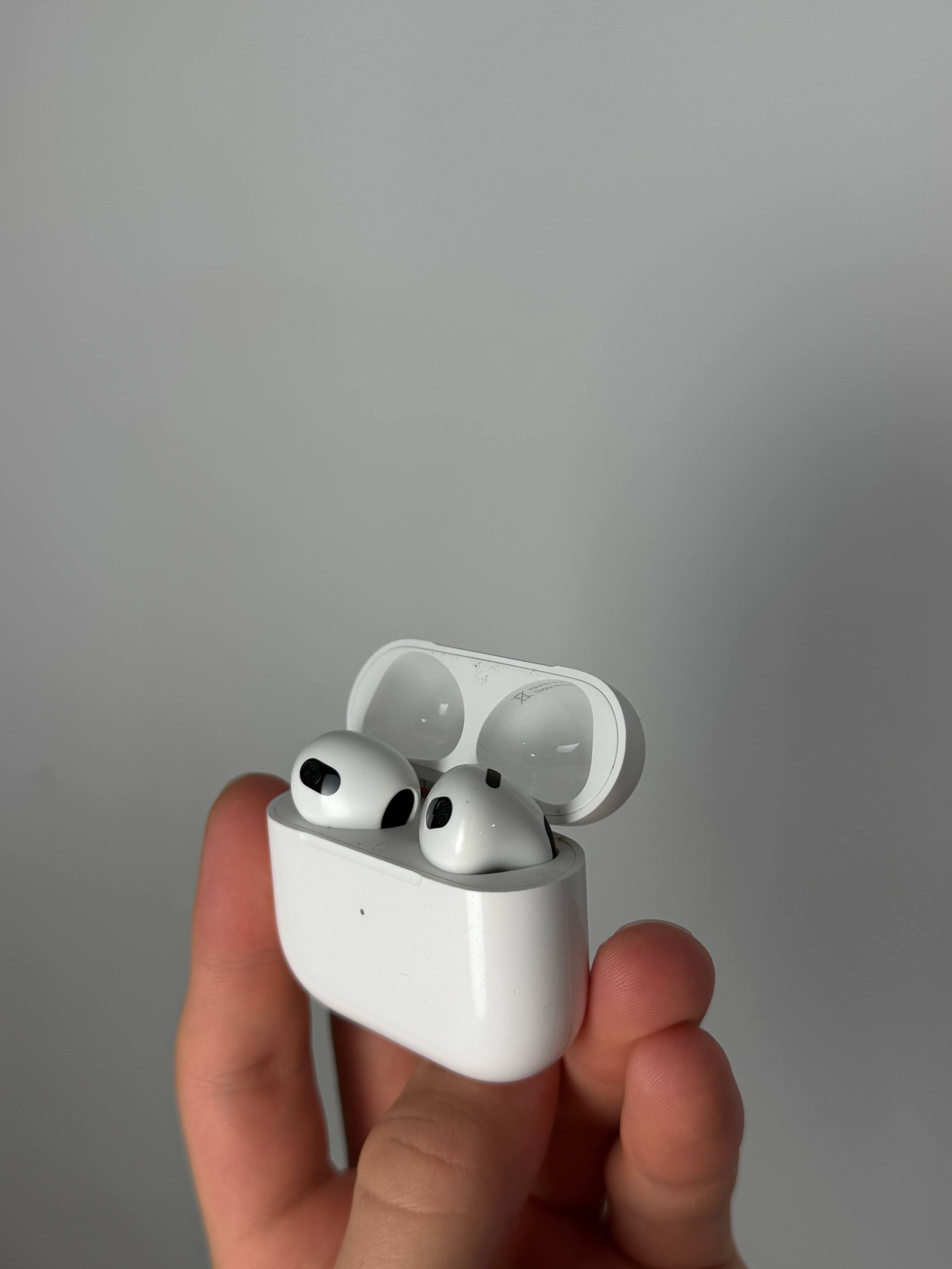 Apple AirPods 3-го поколения