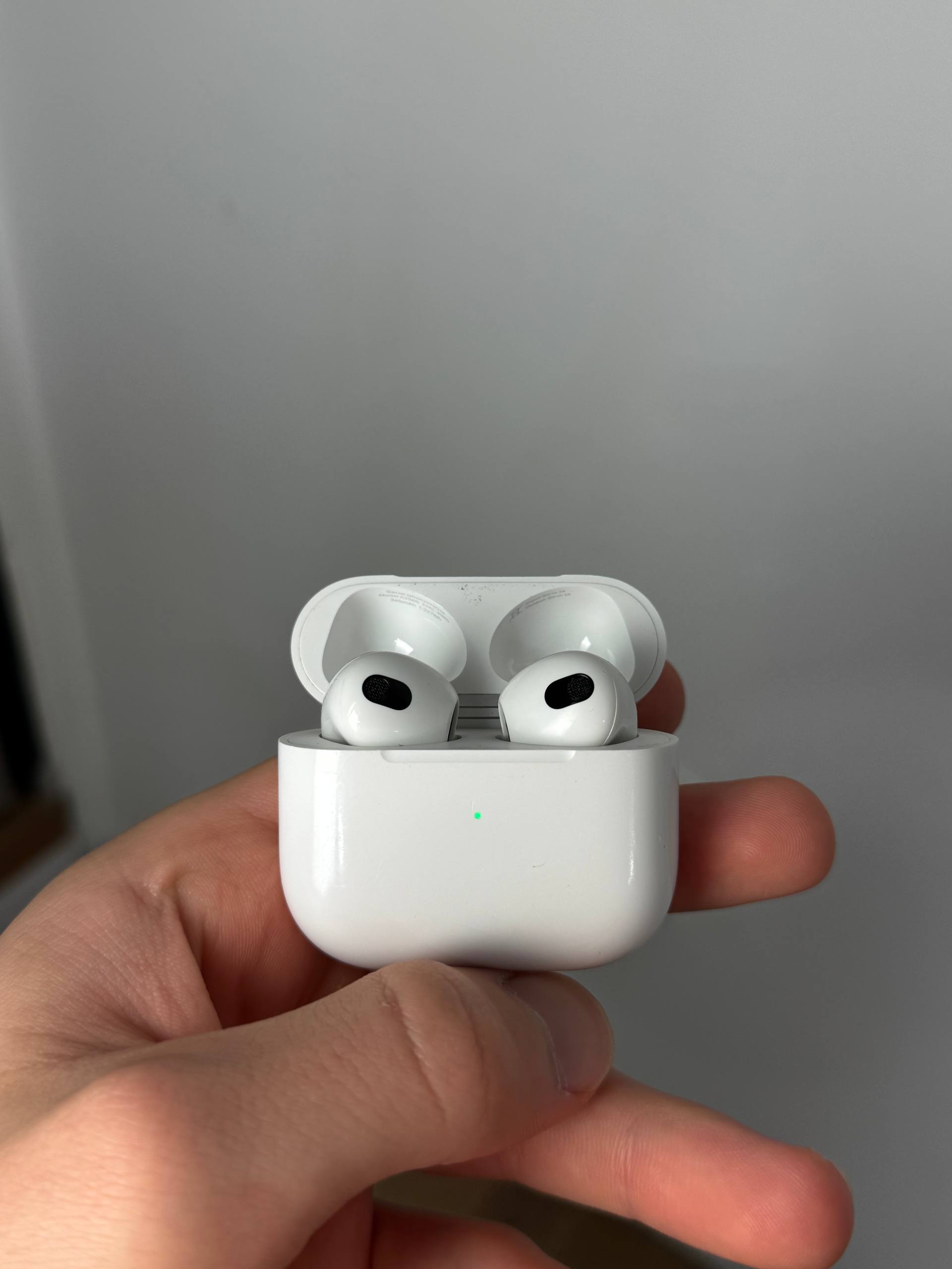 Apple AirPods 3-го поколения
