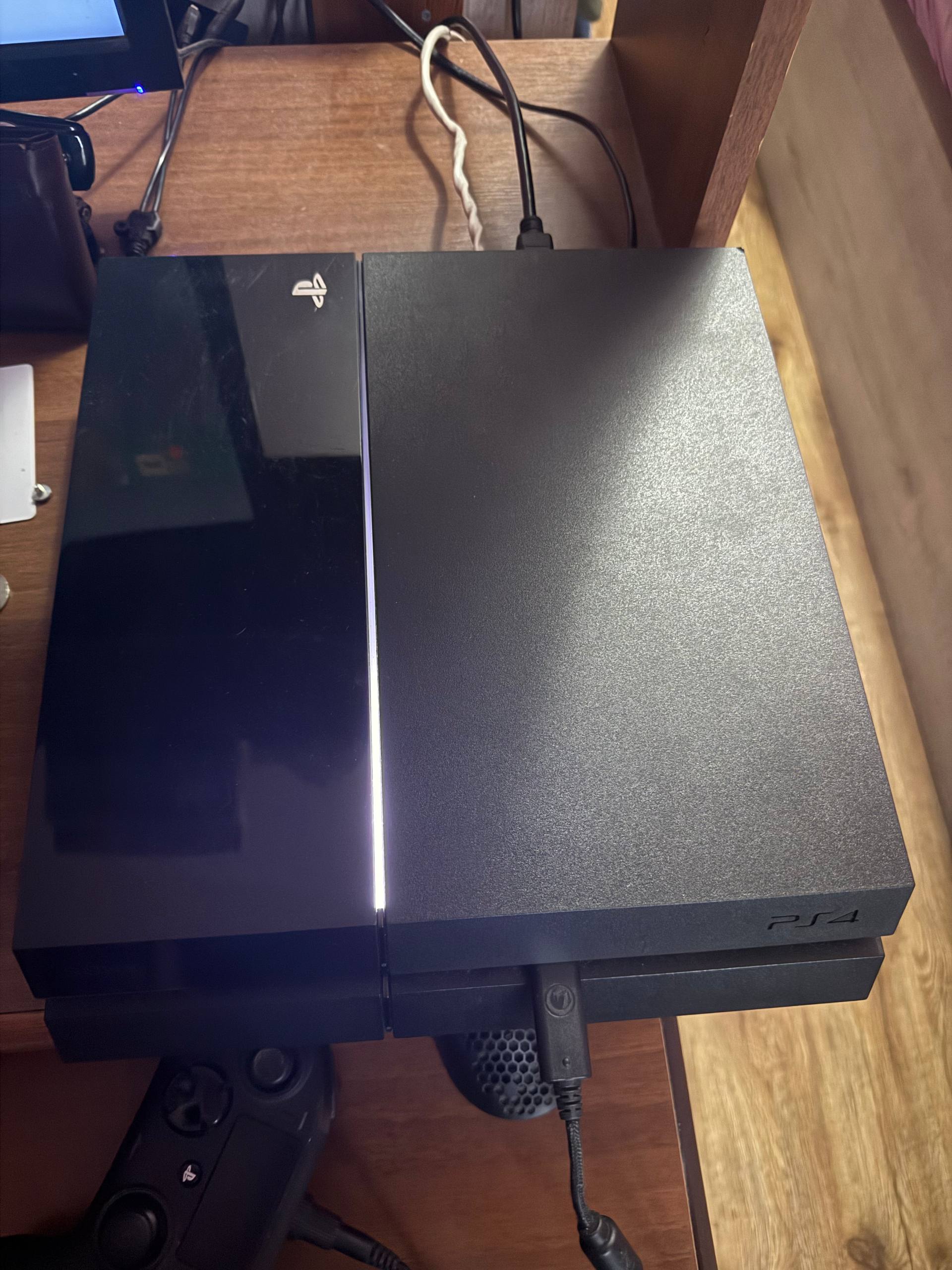 PlayStation 4 на 1 ТБ
