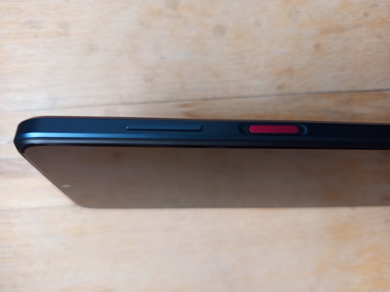 T Phone Pro 5G 6/256 ГБ
