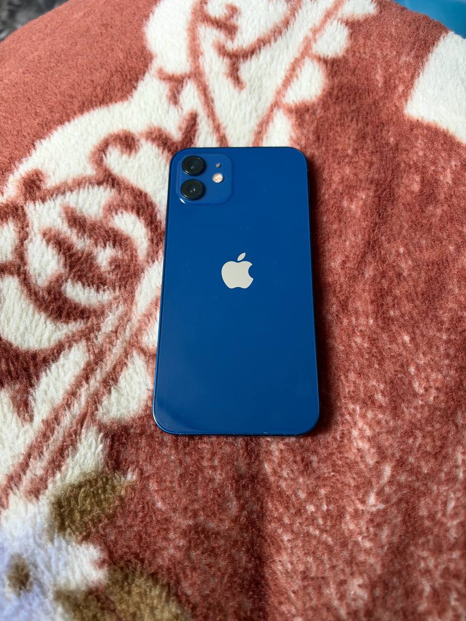 iPhone 12 64GB