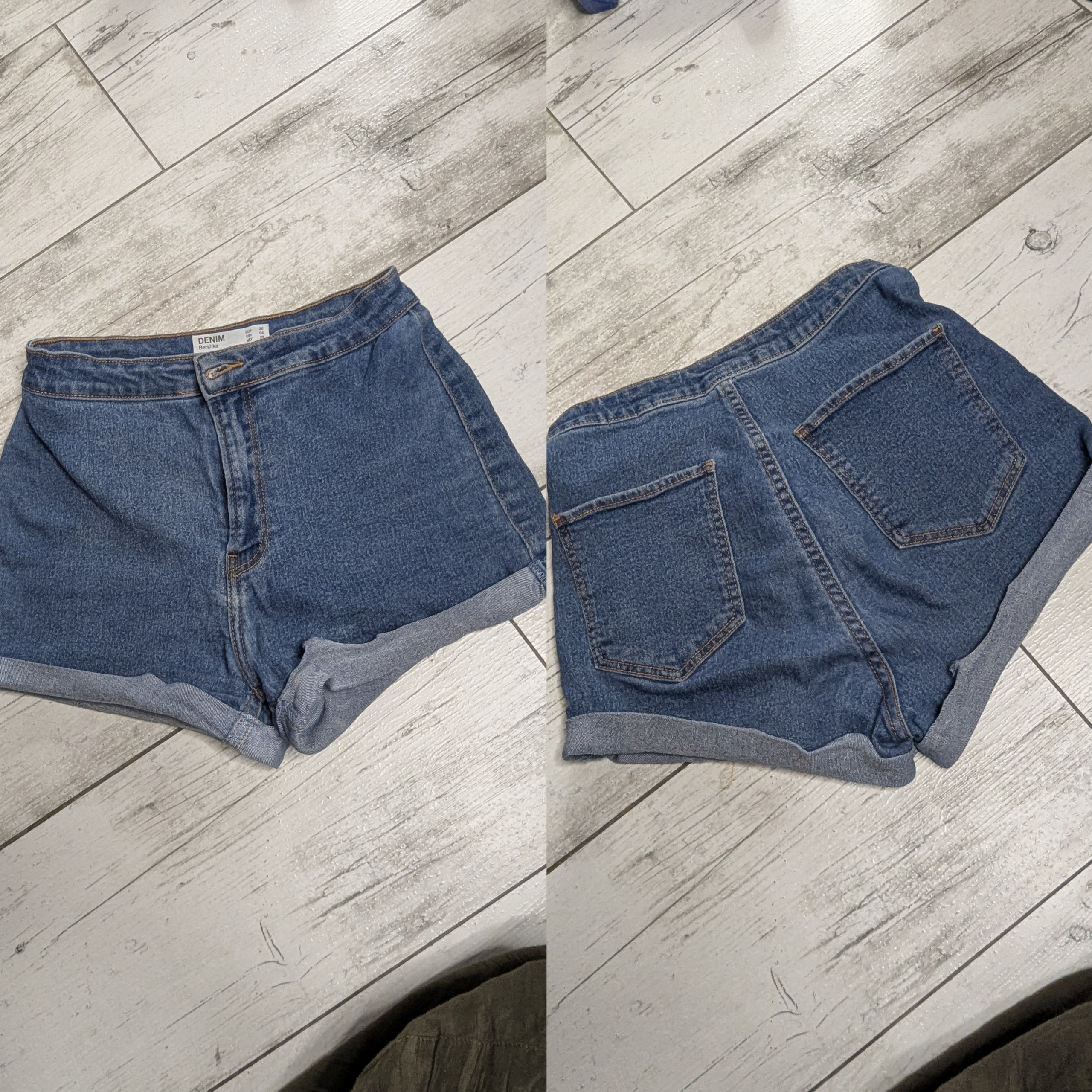 Шорты голубые Bershka