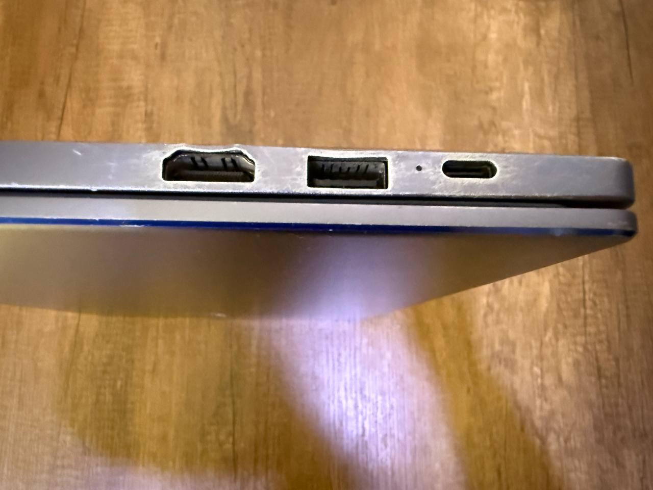 Huawei MateBook D 15 (Ryzen 5 3500U, 8 ГБ, 2 SSD, 15.6" IPS)
