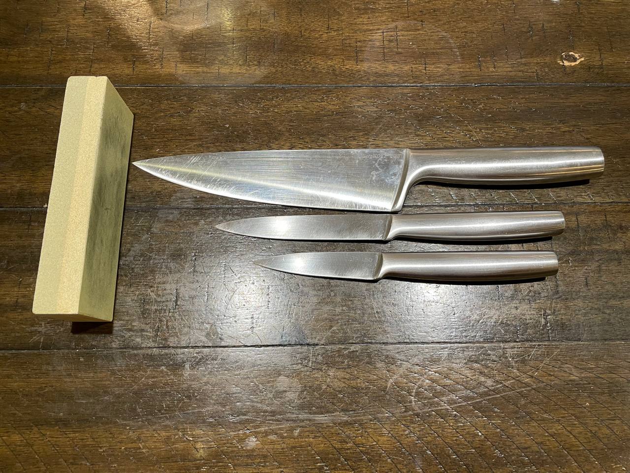 Набор кухонных ножей BergHOFF LEO из нержавеющей стали