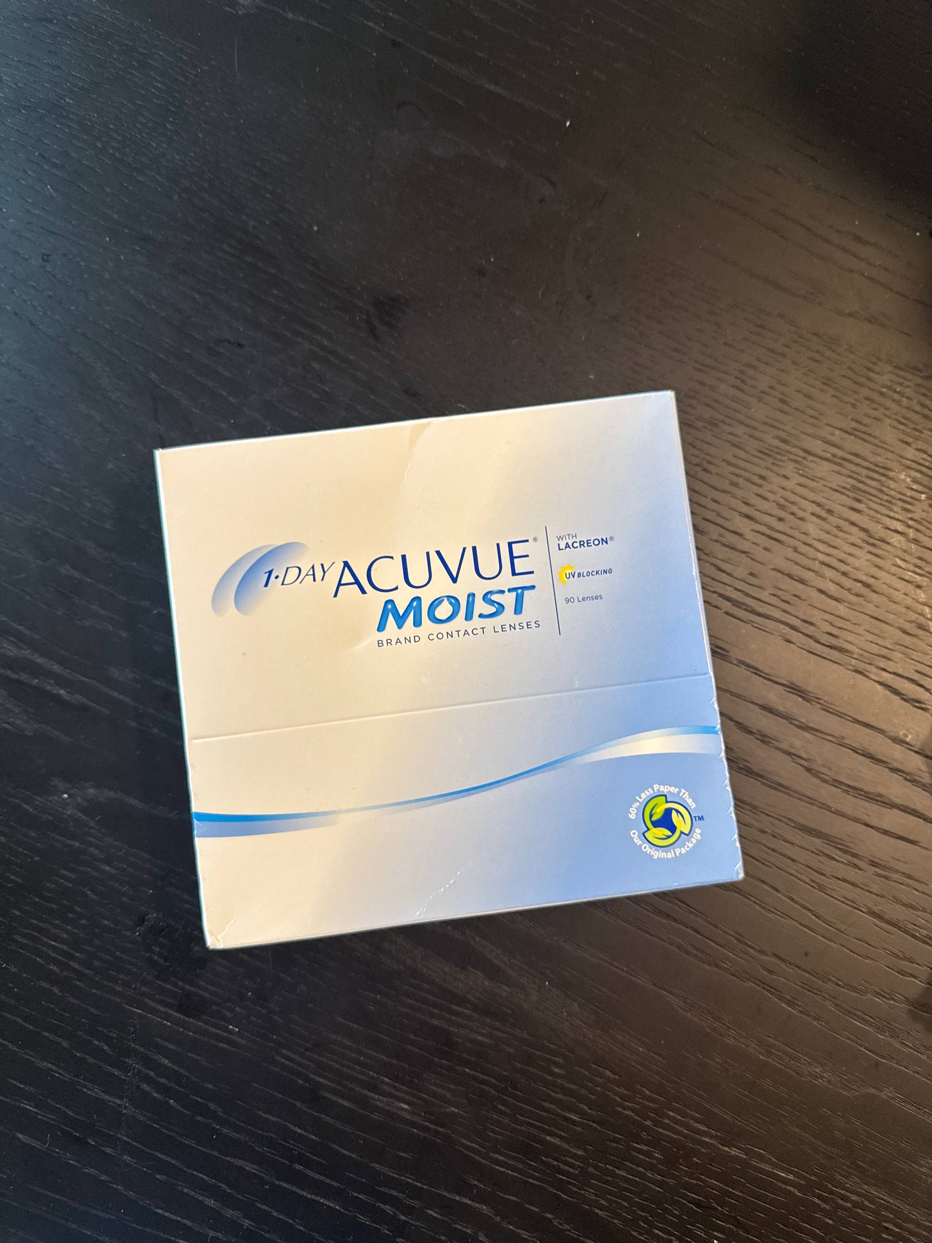 Контактные линзы Acuvue Moist однодневные 90 шт
