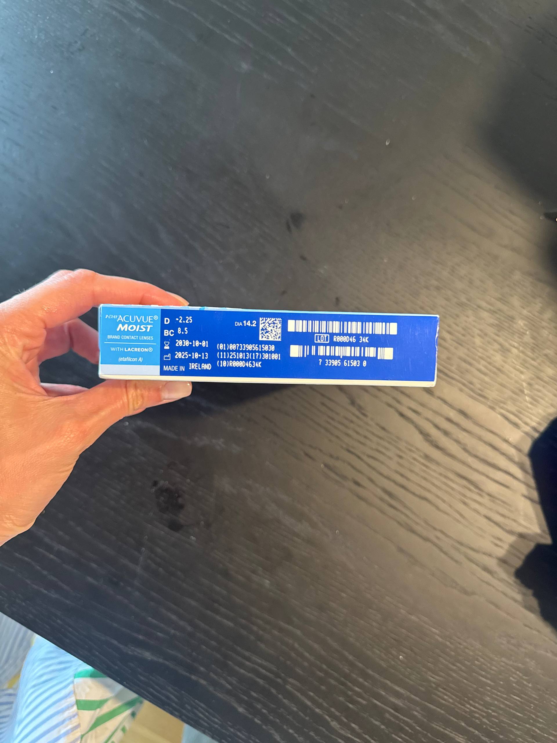 Контактные линзы Acuvue Moist однодневные 90 шт