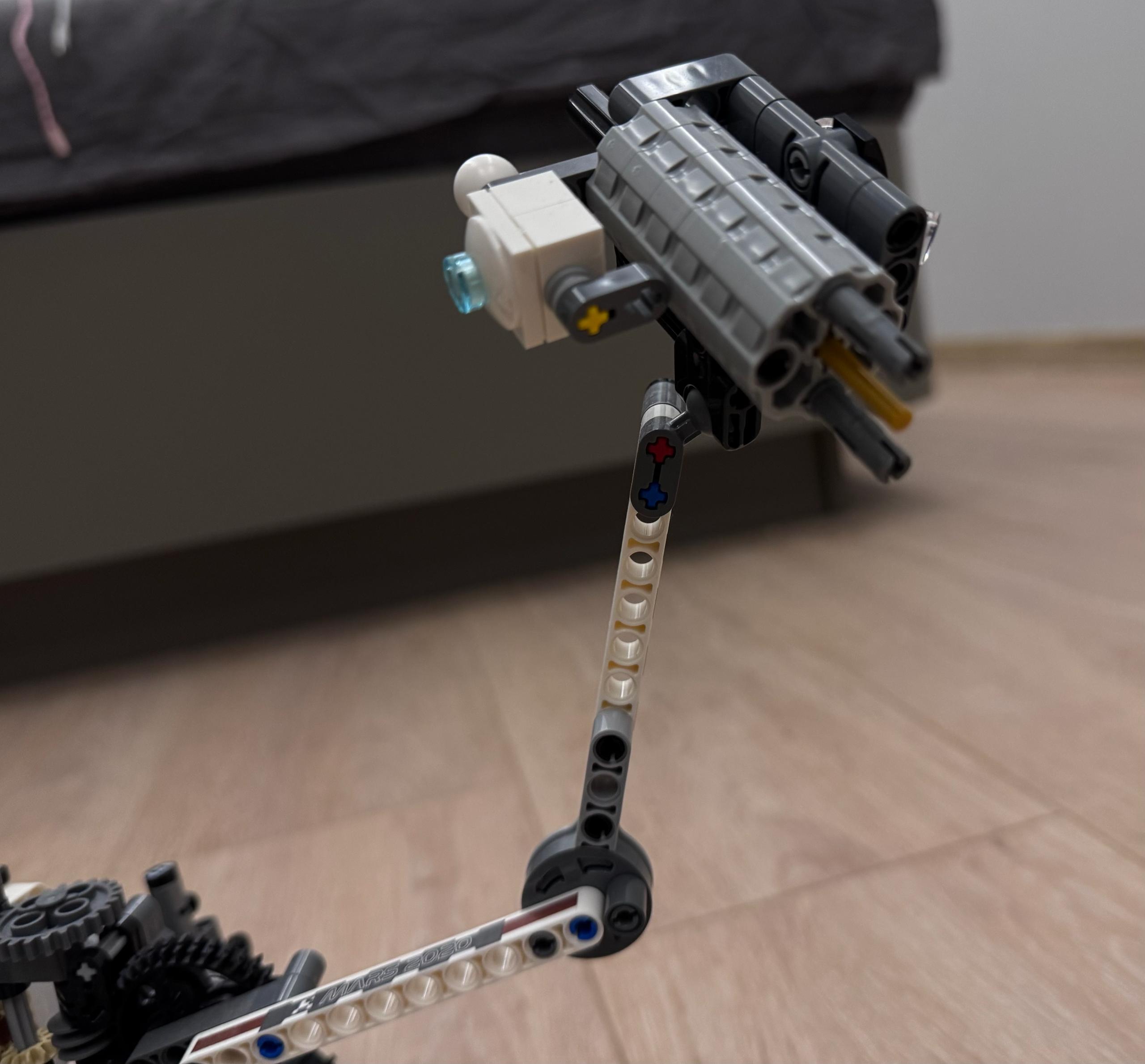 LEGO Technic 42158 Марсоход NASA Perseverance