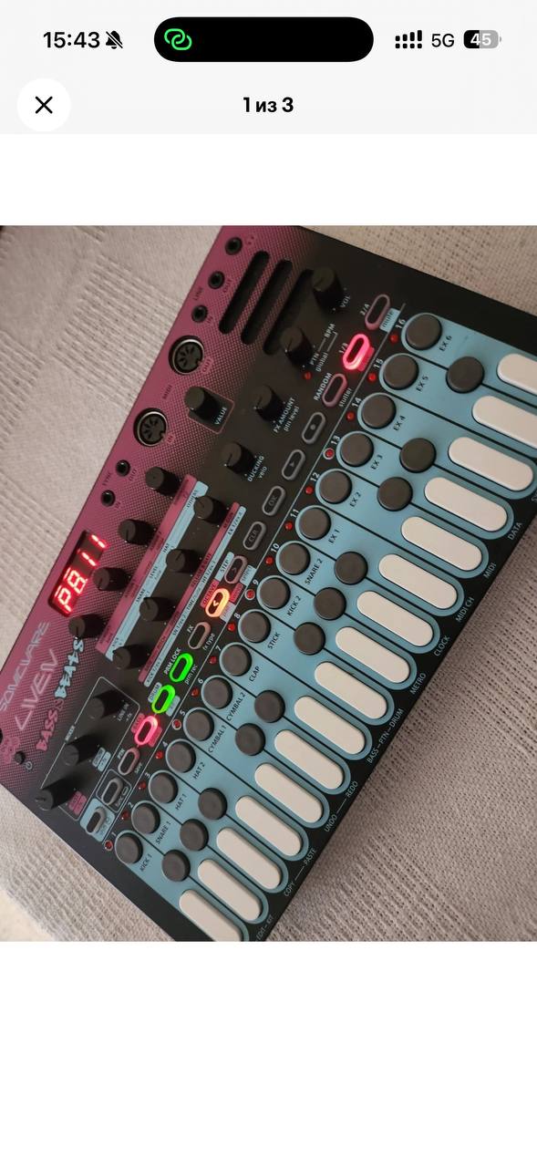 Sonicware LIVEN Bass & Beats синтезатор и драм-машина