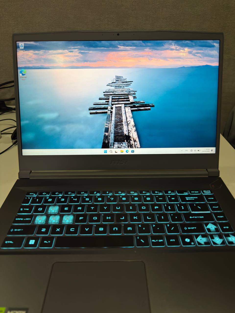 Игровой ноутбук MSI Thin A15 B7UC