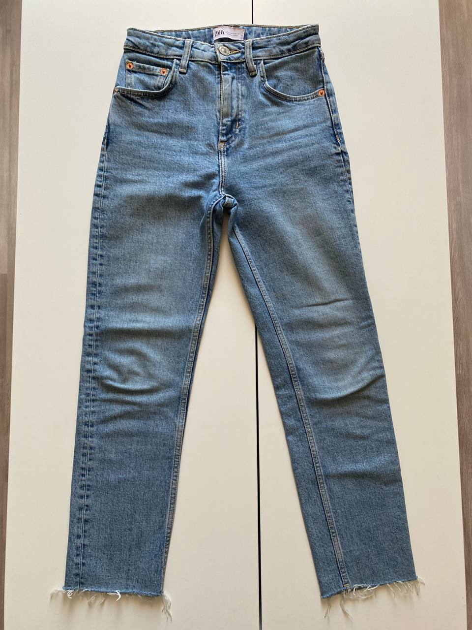 Джинсы Zara женские, EUR 34
