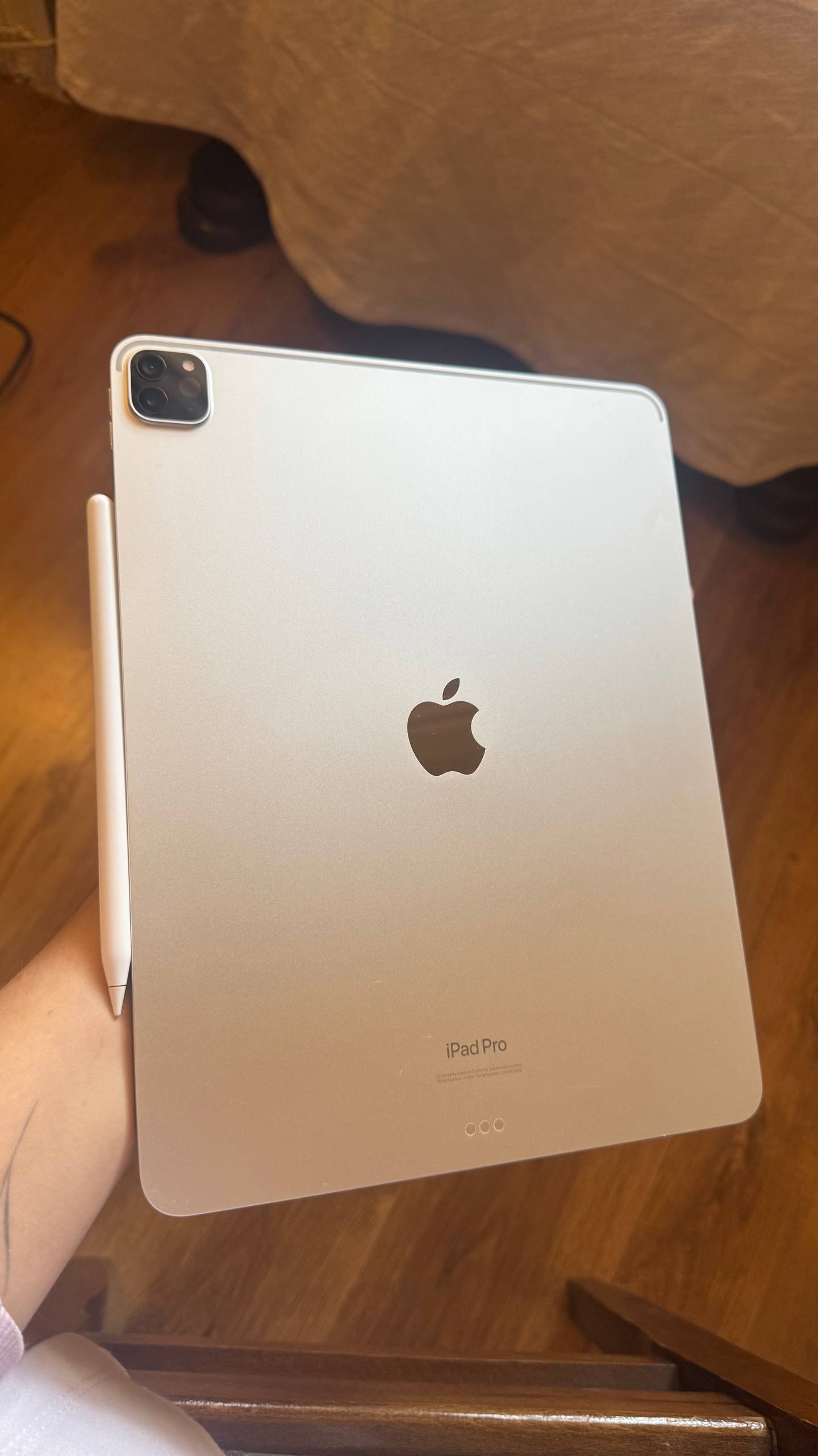 iPad Pro 12.9" (M2, 256GB, Wi-Fi) + Apple Pencil 2