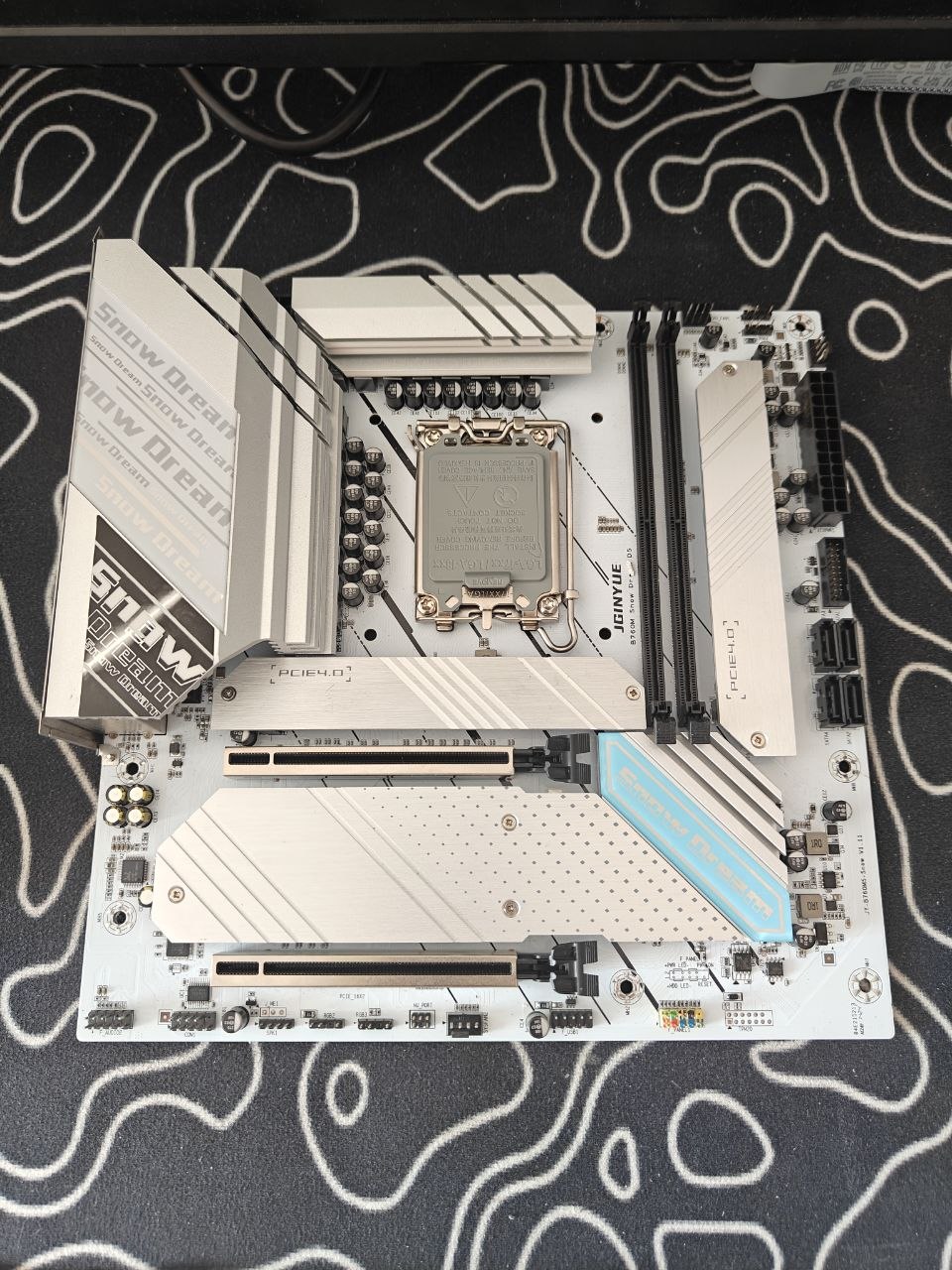 Материнская плата JGINYUE B760m Snow Dream D5 LGA1700