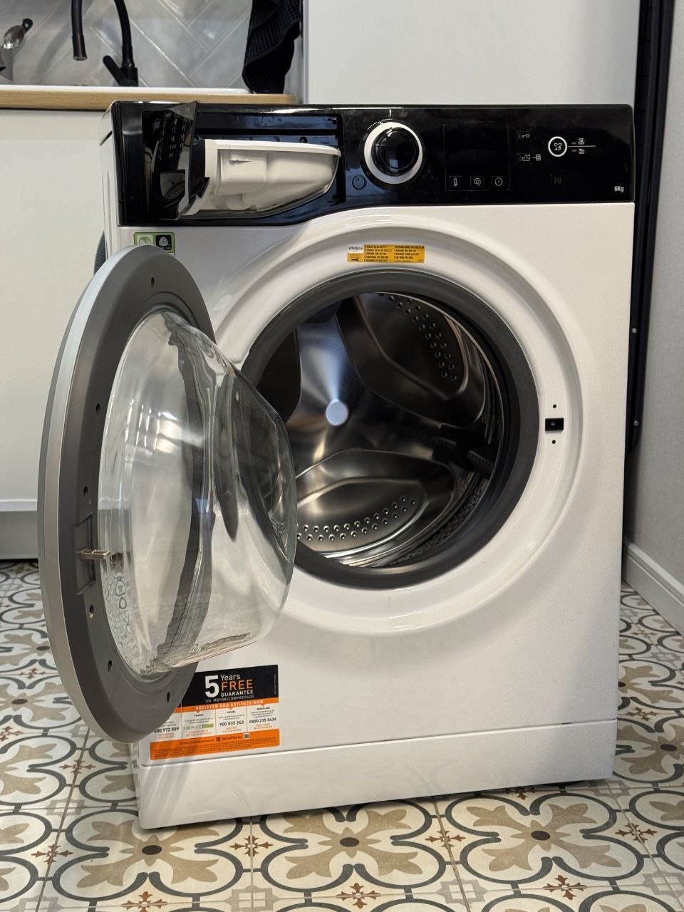 Стиральная машина Whirlpool WRBSS 6215 B EU