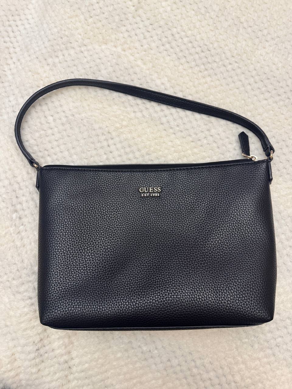 Сумка Guess