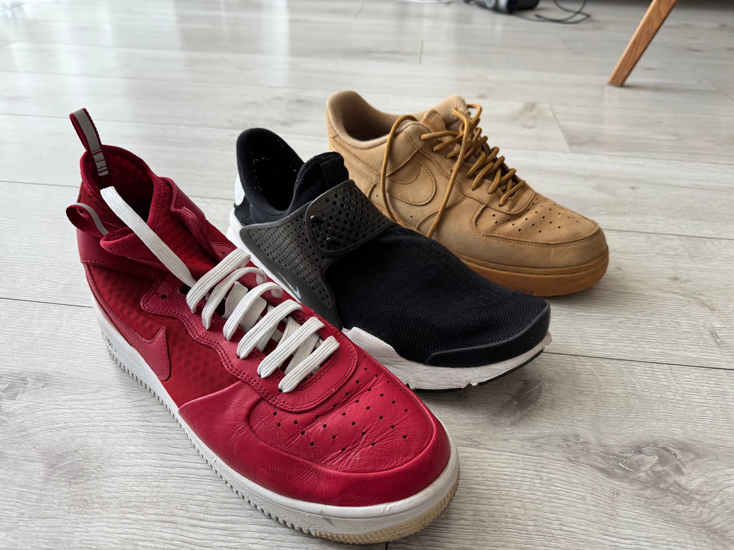 Кроссовки Nike оригинал 42.5-43 размер