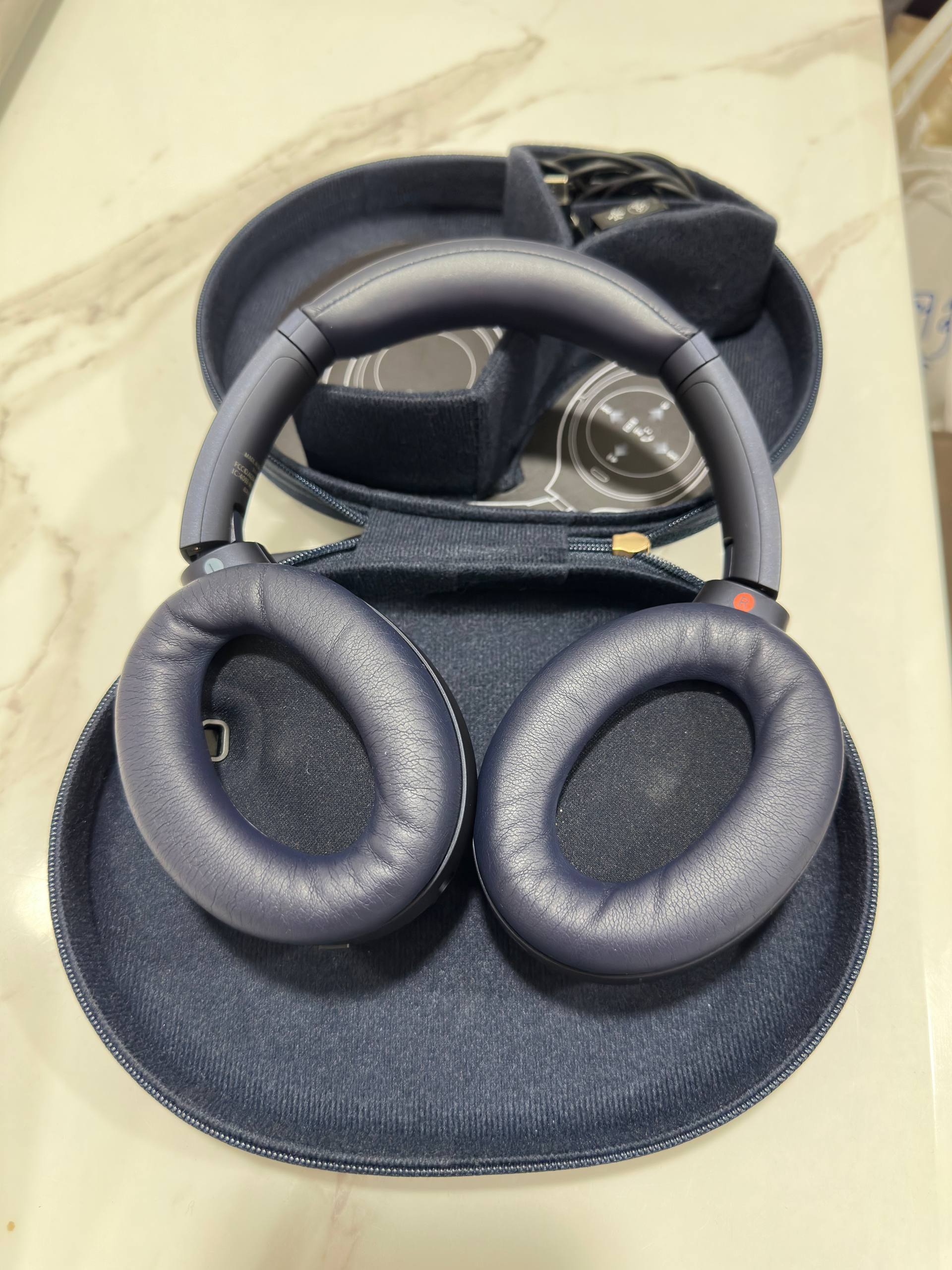 Sony WH-1000XM4 беспроводные наушники