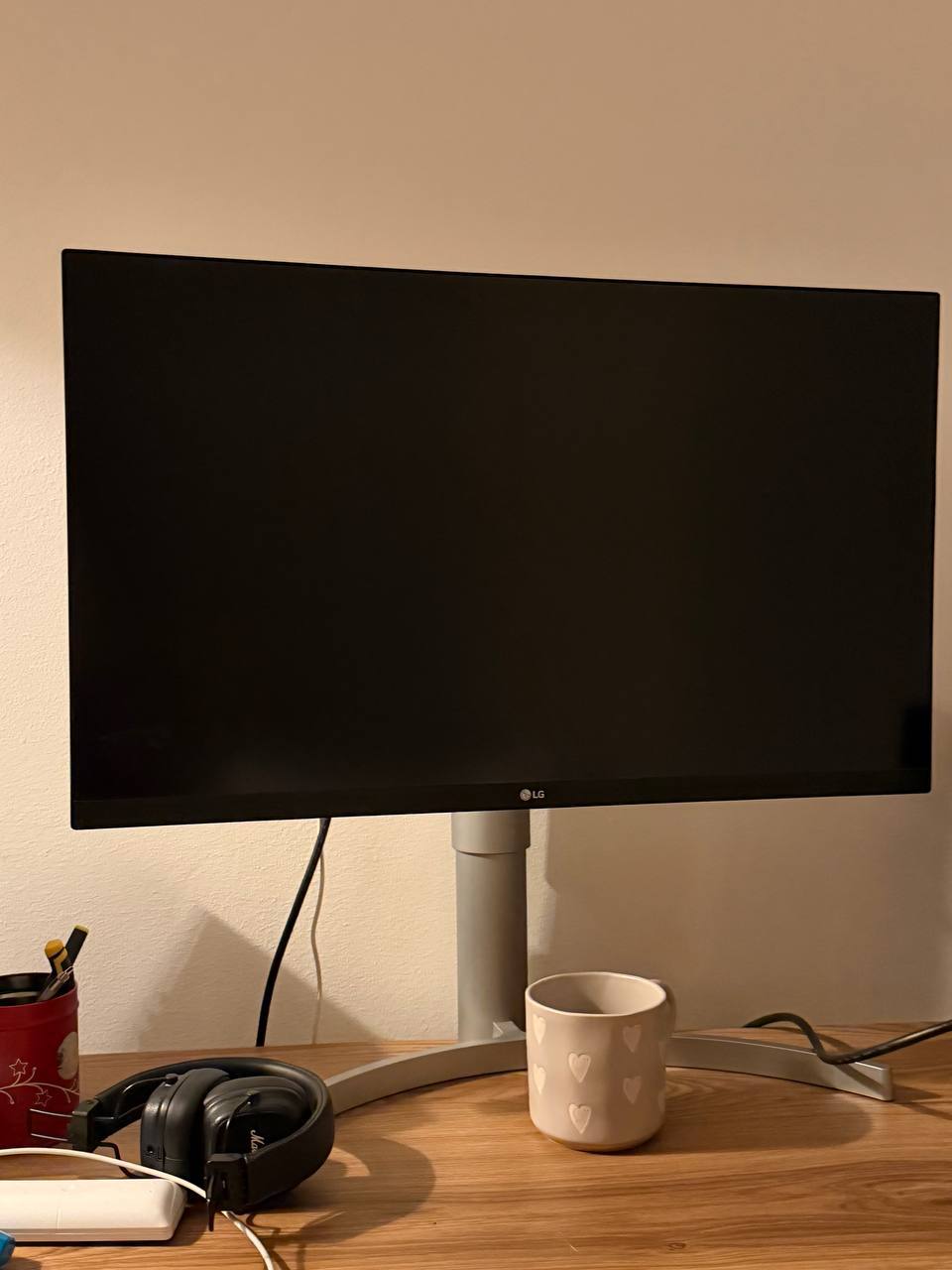 Монитор LG 27UL650-W 27″ 4K IPS