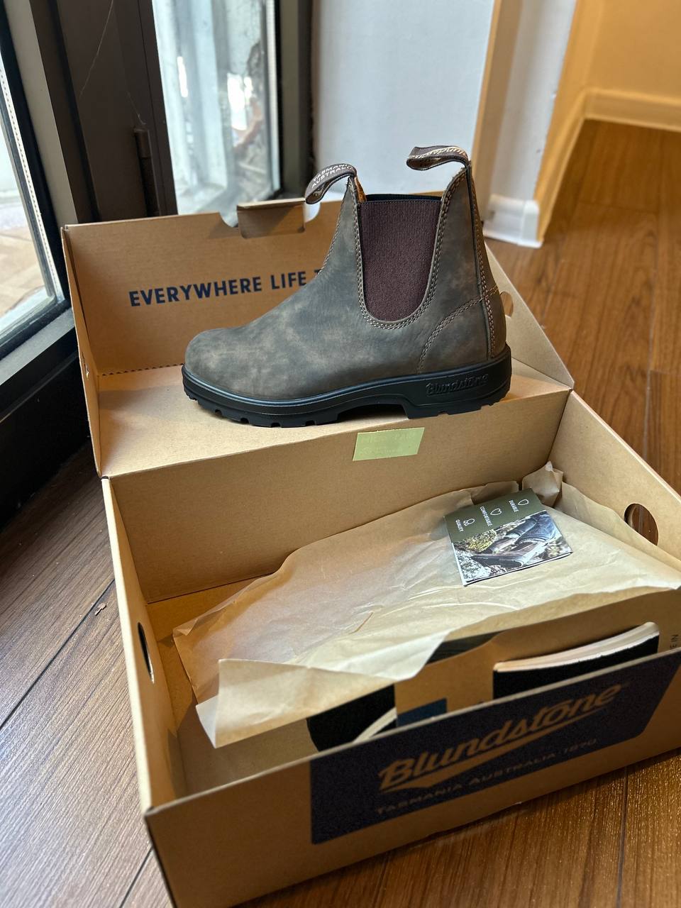Blundstone Women's Classics #585, Rustic Brown, US6.5/EU36.5