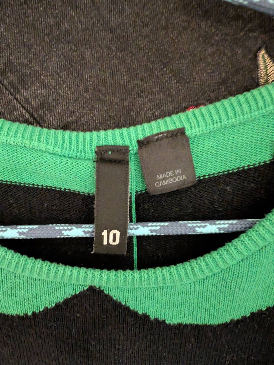 Кофта H&M с пуговицами сзади, размер L