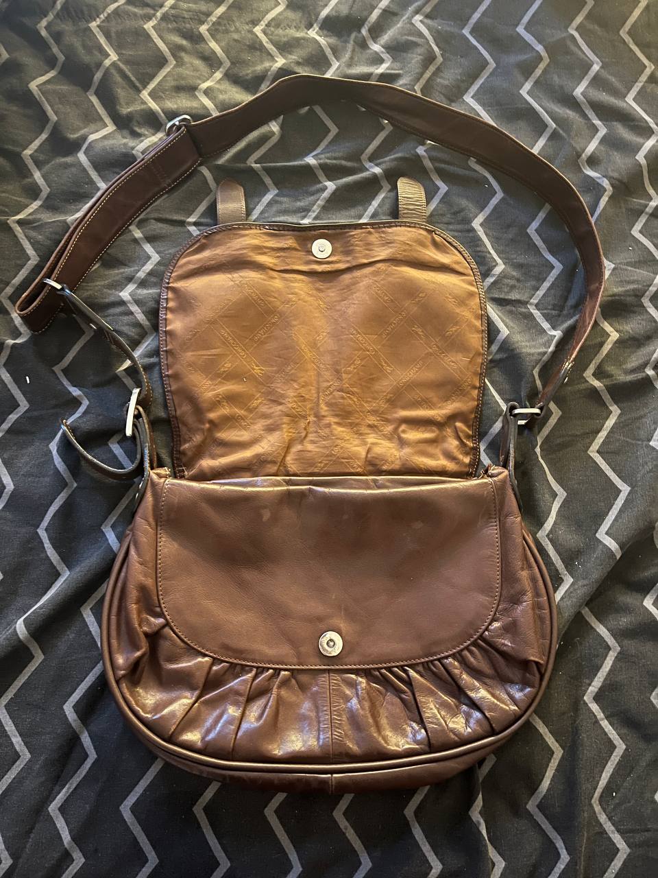 Винтажная кожаная сумка Longchamp Idole