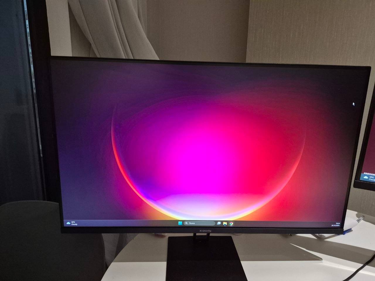 Игровой монитор 27" 2E Gaming 1080p 165 Гц с кронштейном