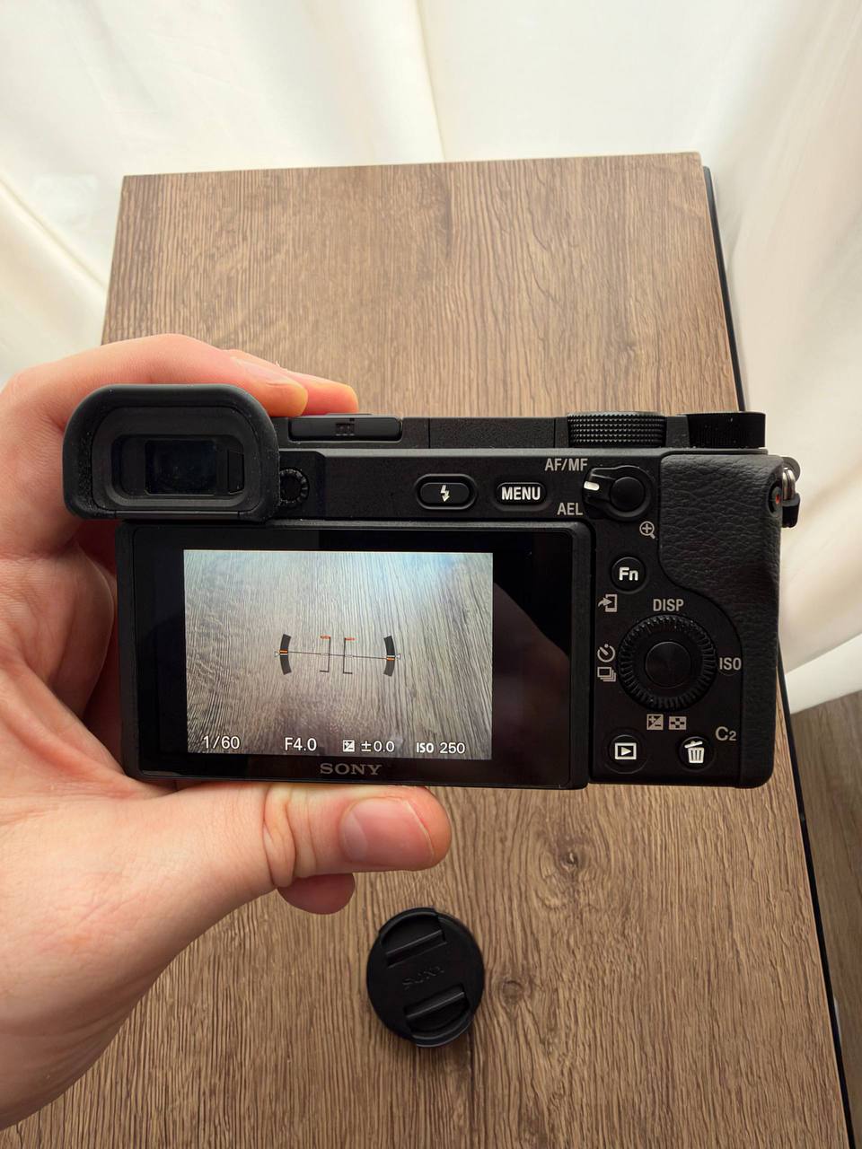 Камера Sony Alpha a6400 с сумкой и картой памяти