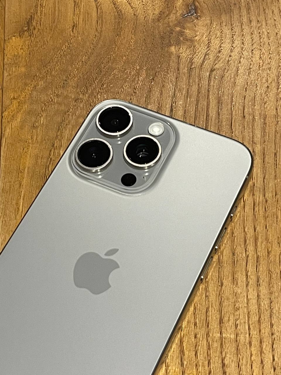 iPhone 15 Pro Max 256GB (sim+eSIM)