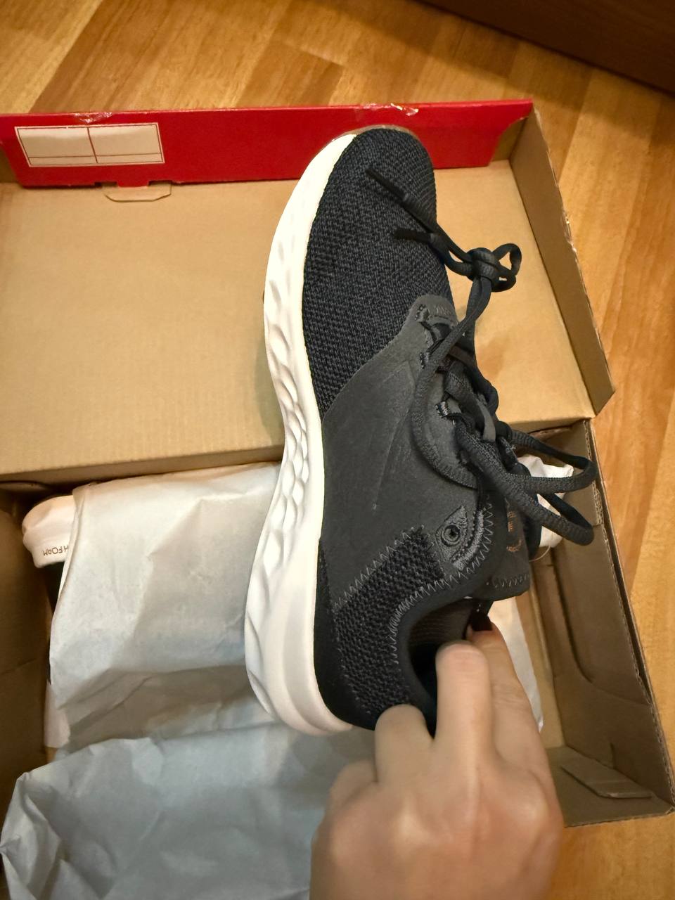 Кроссовки New Balance оригинал, размер 6