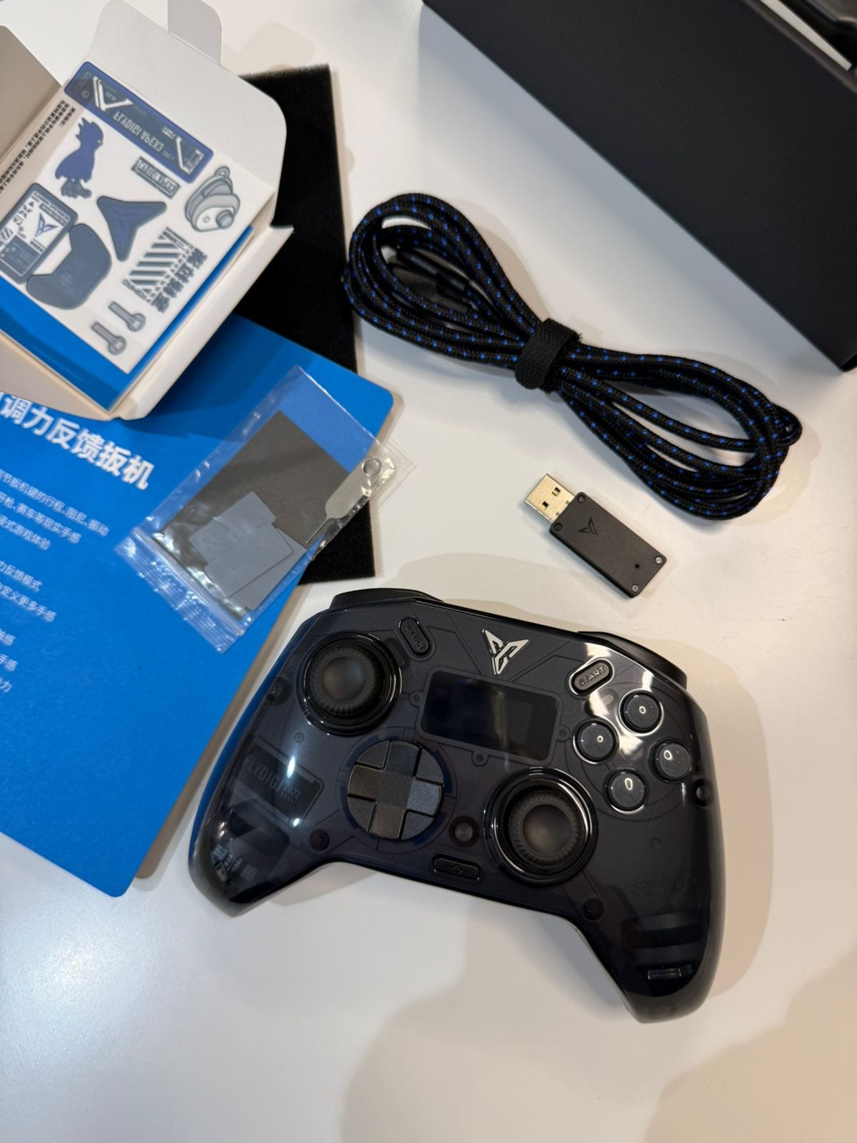 Продам новый геймпад Flydigi Apex 3 Elite - технологичный флагман