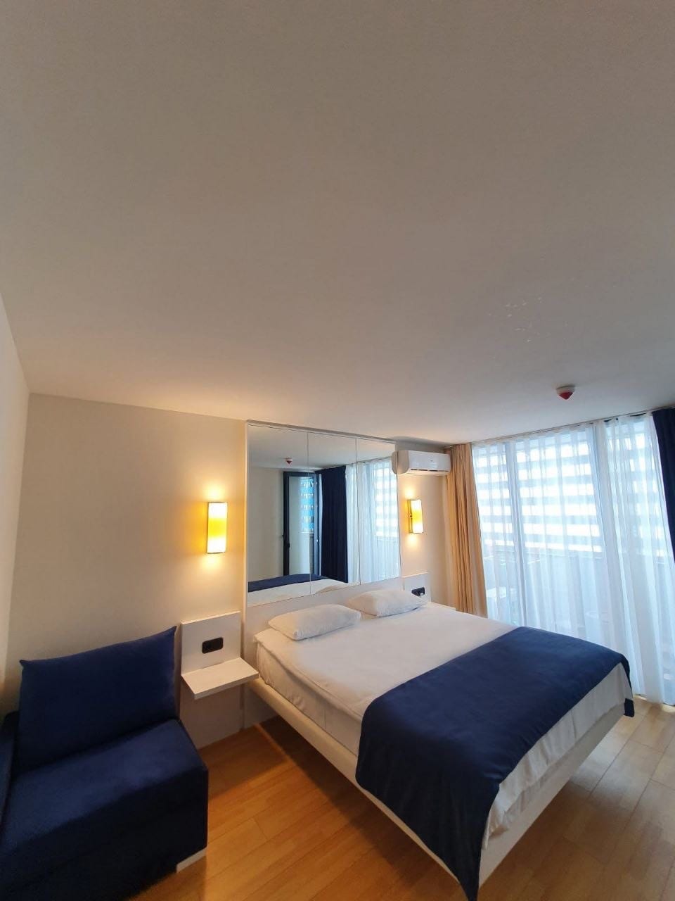 Orbi City — студия, 33 кв.м, 23 этаж