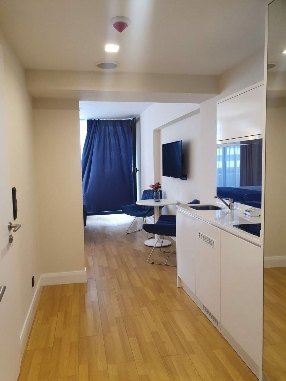 Orbi City — студия, 33 кв.м, 23 этаж