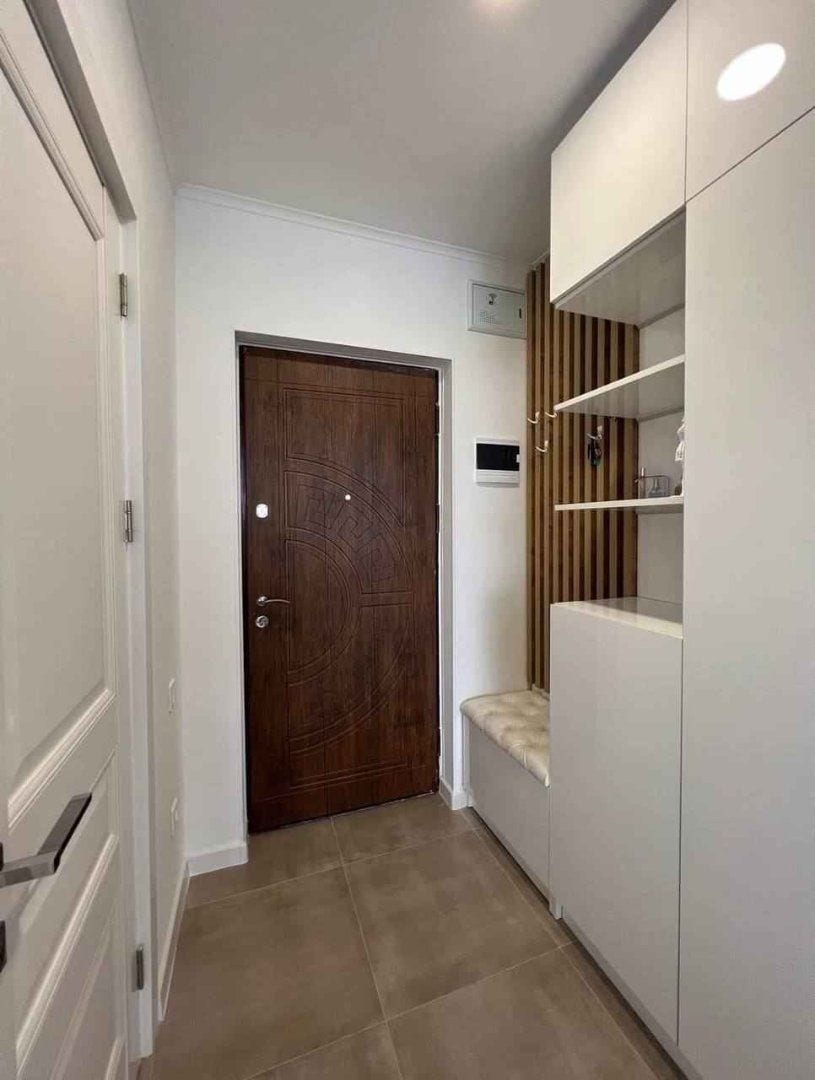 Black Sea Towers — студия 37 кв.м, 19 этаж, дорогой ремонт