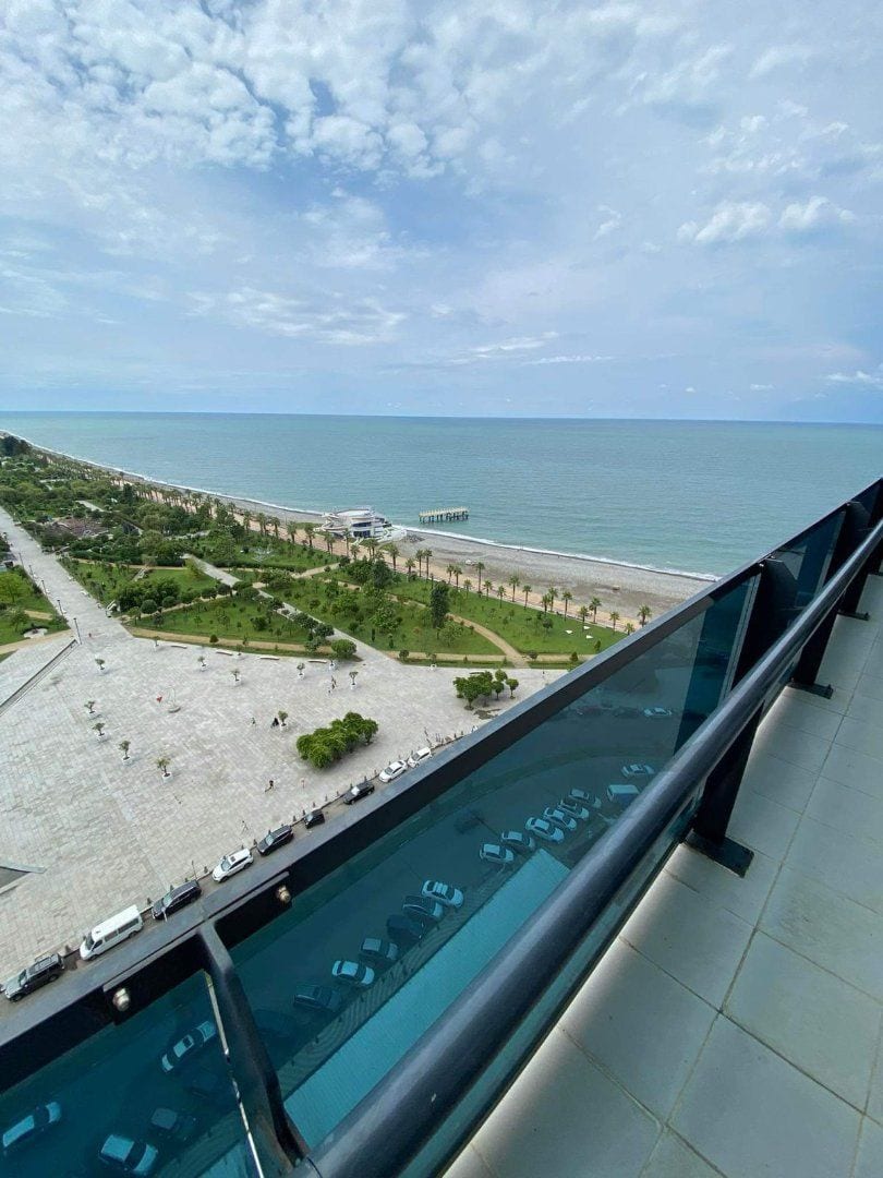 Квартира 50 м², 2 комнаты, Orbi Beach Tower, первая линия, Батуми