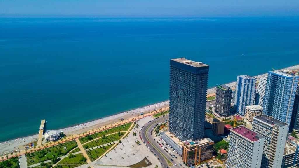 Апарт-отель 1200 м², 28 номеров, Orbi Beach Tower, Батуми